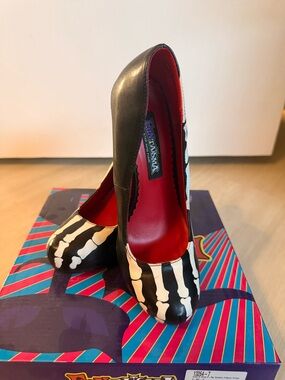 Funtasma Black Pumps with White Skeleton Print and Red Interior